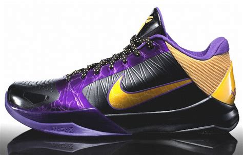 zoom kobe 5 gold shoes